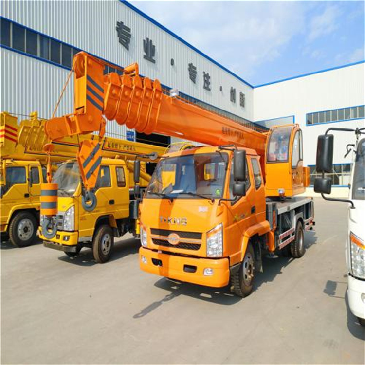 南丰吊门窗的小型吊车怎么收费